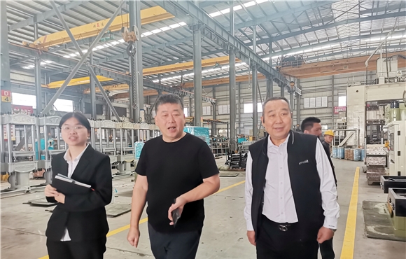 泉州市标准化协会领导组织深入企业开展标准化建设调研